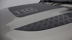 2025 (74) LAND ROVER DEFENDER 3.0 D250 X-Dynamic SE 110 5dr Auto 4820658