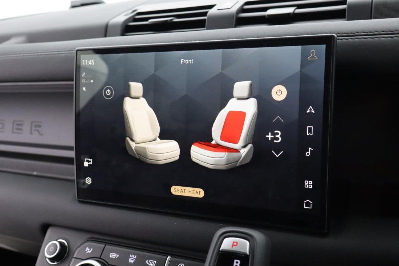 2025 (74) LAND ROVER DEFENDER 3.0 D250 X-Dynamic SE 110 5dr Auto 4820676