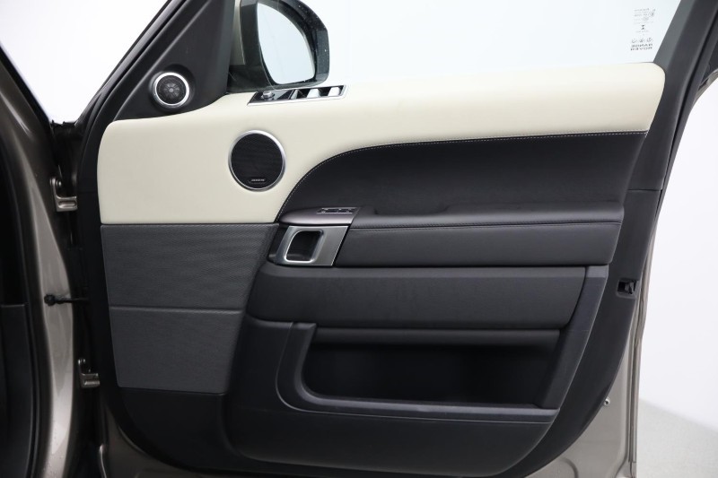 2021 (71) LAND ROVER RANGE ROVER SPORT 3.0 D250 HSE 5dr Auto 4794824