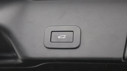 2022 (22) LAND ROVER RANGE ROVER EVOQUE 1.5 P300e R-Dynamic SE 5dr Auto 4814433