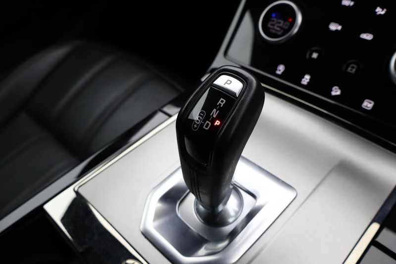 2022 (22) LAND ROVER RANGE ROVER EVOQUE 1.5 P300e R-Dynamic SE 5dr Auto 4814411