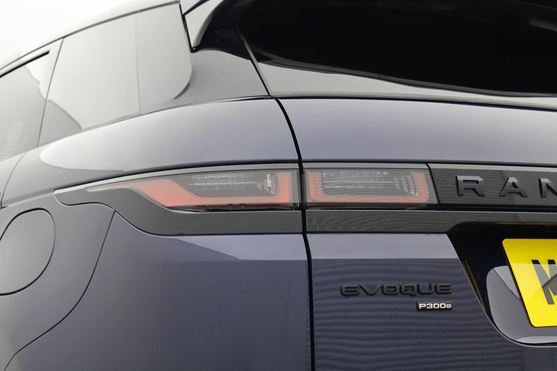 2022 (22) LAND ROVER RANGE ROVER EVOQUE 1.5 P300e R-Dynamic SE 5dr Auto 4814429