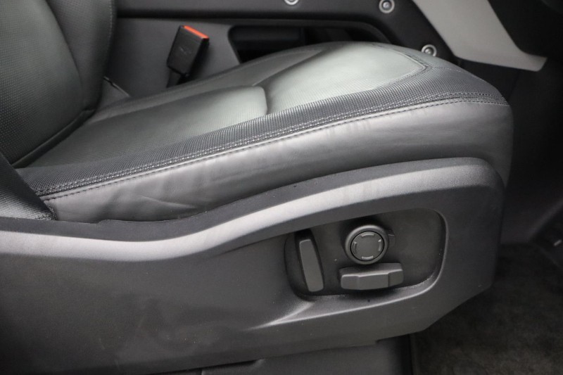 2024 (24) LAND ROVER DEFENDER 3.0 D300 X-Dynamic HSE 110 5dr Auto [7 Seat] 4780753