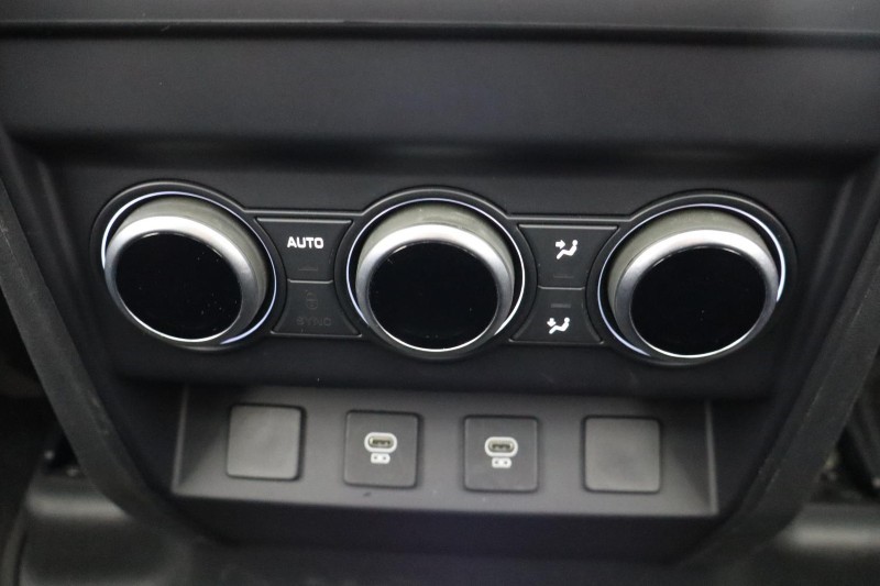 2024 (24) LAND ROVER DEFENDER 3.0 D300 X-Dynamic HSE 110 5dr Auto [7 Seat] 4780781