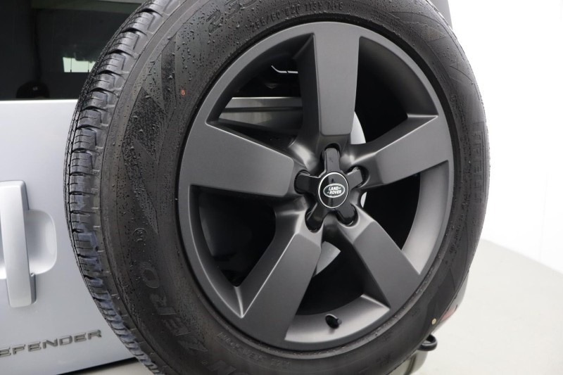 2024 (24) LAND ROVER DEFENDER 3.0 D300 X-Dynamic HSE 110 5dr Auto [7 Seat] 4780717