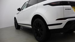 2025 (25) LAND ROVER RANGE ROVER EVOQUE 2.0 D200 Dynamic SE 5dr Auto 4826737