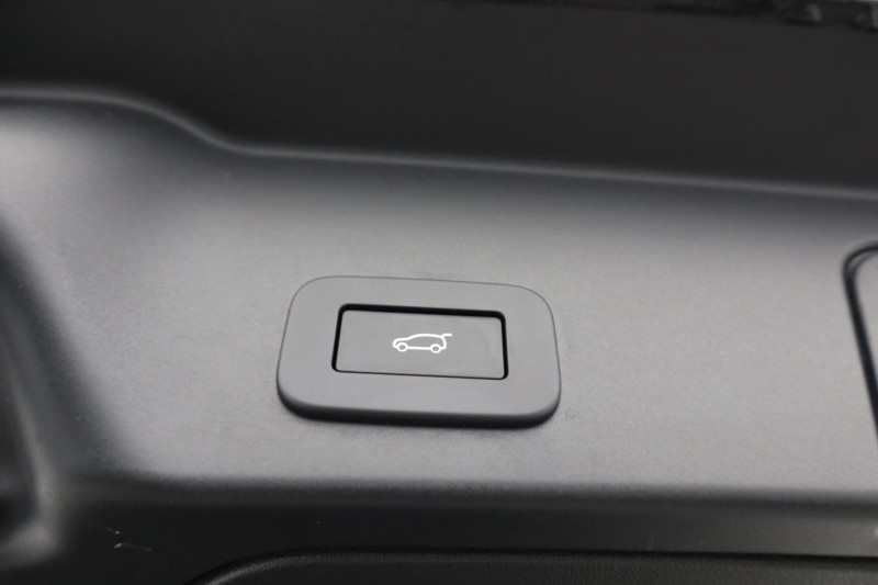 2025 (25) LAND ROVER RANGE ROVER EVOQUE 2.0 D200 Dynamic SE 5dr Auto 4826746