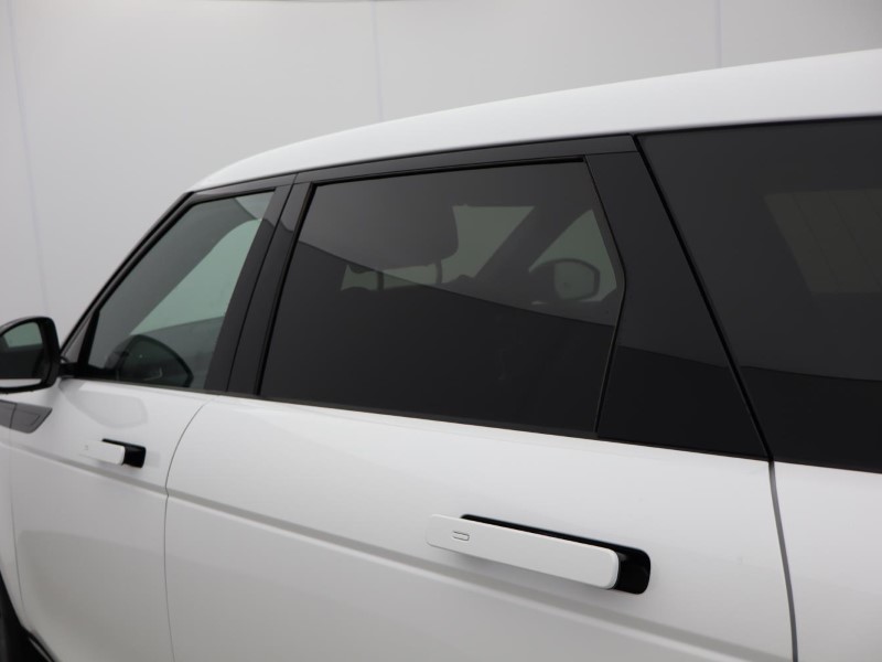 2025 (25) LAND ROVER RANGE ROVER EVOQUE 2.0 D200 Dynamic SE 5dr Auto 4776347