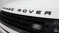 2025 (25) LAND ROVER RANGE ROVER EVOQUE 2.0 D200 Dynamic SE 5dr Auto 4776357