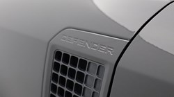 2022 (72) LAND ROVER DEFENDER 2.0 P400e XS Edition 110 5dr Auto 4814212