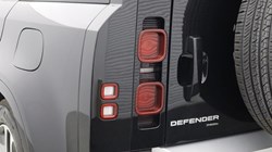 2022 (72) LAND ROVER DEFENDER 2.0 P400e XS Edition 110 5dr Auto 4814248
