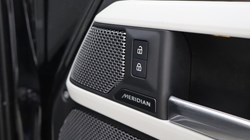 2022 (72) LAND ROVER DEFENDER 2.0 P400e XS Edition 110 5dr Auto 4814218