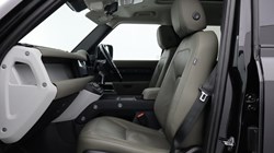 2022 (72) LAND ROVER DEFENDER 2.0 P400e XS Edition 110 5dr Auto 4814208