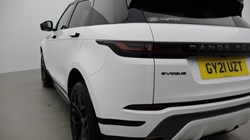 2021 (21) LAND ROVER RANGE ROVER EVOQUE 2.0 D165 R-Dynamic S 5dr Auto 4833933