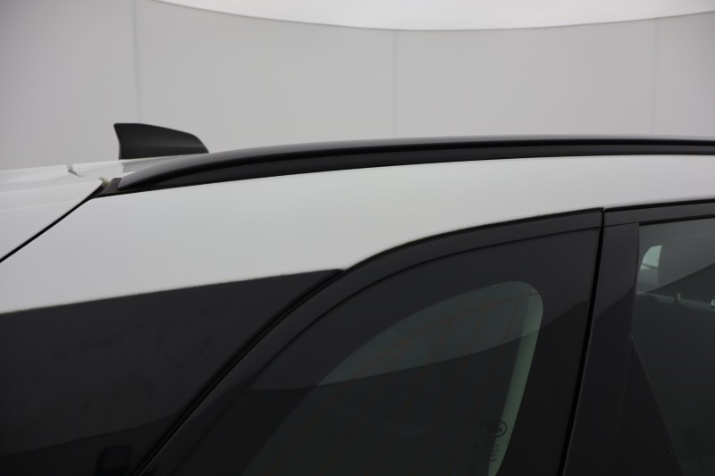 2023 (23) LAND ROVER RANGE ROVER VELAR 2.0 D200 S 5dr Auto 4822019