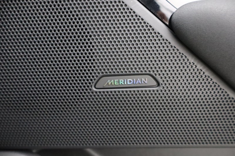 2023 (23) LAND ROVER RANGE ROVER VELAR 2.0 D200 S 5dr Auto 4822076