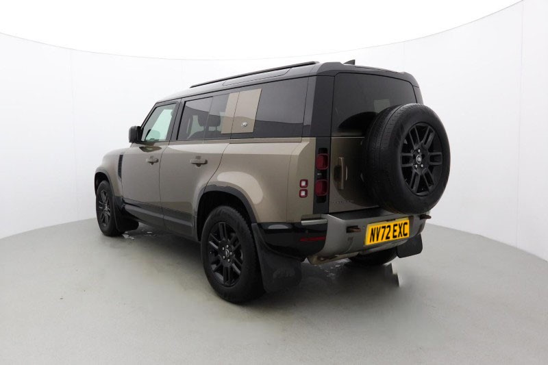 2022 (72) LAND ROVER DEFENDER 3.0 D250 X-Dynamic S 110 5dr Auto