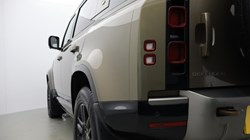2022 (72) LAND ROVER DEFENDER 3.0 D250 X-Dynamic S 110 5dr Auto 4823618