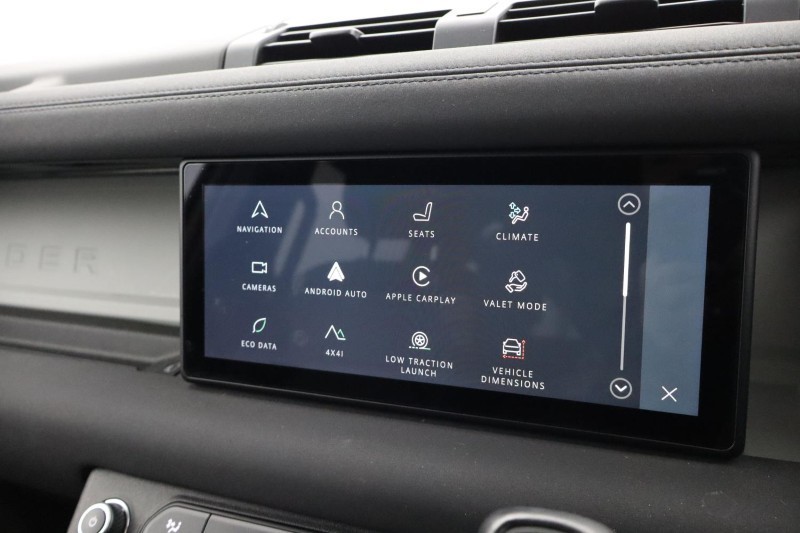 2022 (72) LAND ROVER DEFENDER 3.0 D250 X-Dynamic S 110 5dr Auto 4823661