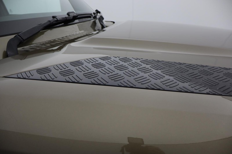 2022 (72) LAND ROVER DEFENDER 3.0 D250 X-Dynamic S 110 5dr Auto 4823623