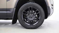 2022 (72) LAND ROVER DEFENDER 3.0 D250 X-Dynamic S 110 5dr Auto 4823626