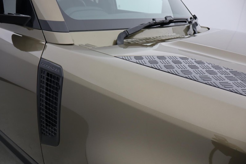 2022 (72) LAND ROVER DEFENDER 3.0 D250 X-Dynamic S 110 5dr Auto 4823624