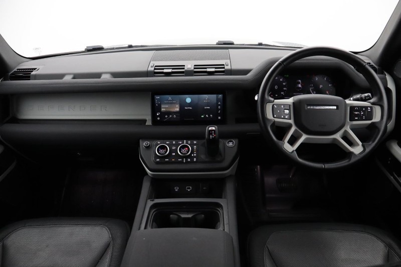 2022 (72) LAND ROVER DEFENDER 3.0 D250 X-Dynamic S 110 5dr Auto 4823676