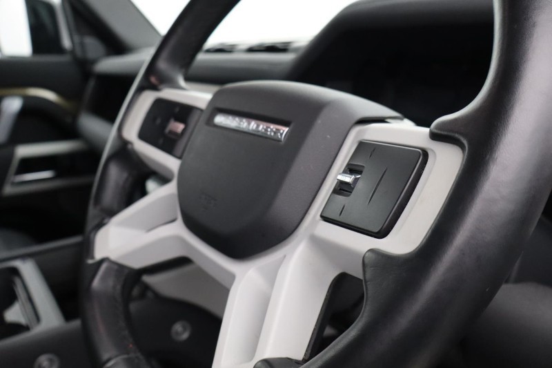 2022 (72) LAND ROVER DEFENDER 3.0 D250 X-Dynamic S 110 5dr Auto 4823650