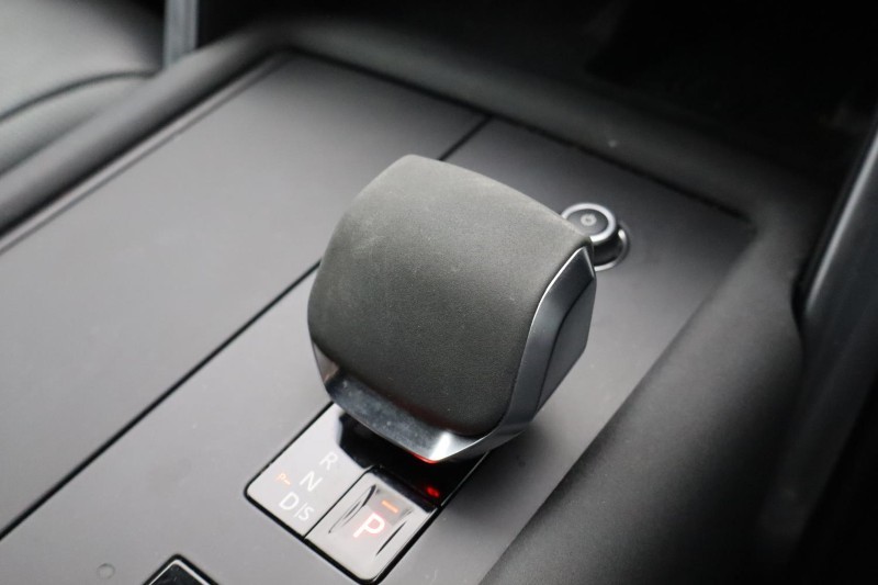 2023 (73) LAND ROVER COMMERCIAL DISCOVERY 3.0 D300 Dynamic HSE Commercial Auto 4902133