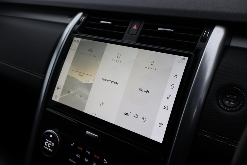 2023 (73) LAND ROVER COMMERCIAL DISCOVERY 3.0 D300 Dynamic HSE Commercial Auto 4902131