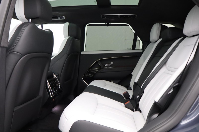 2025 (75) LAND ROVER RANGE ROVER SPORT 4.4 P530 V8 Autobiography 5dr Auto 4861331