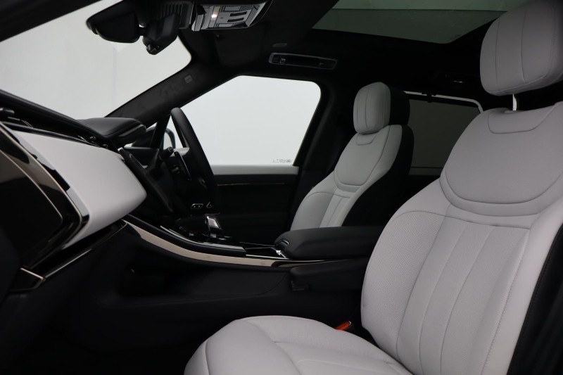 2025 (75) LAND ROVER RANGE ROVER SPORT 4.4 P530 V8 Autobiography 5dr Auto 4861333