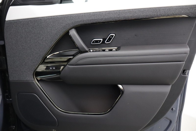 2025 (75) LAND ROVER RANGE ROVER SPORT 4.4 P530 V8 Autobiography 5dr Auto 4861338