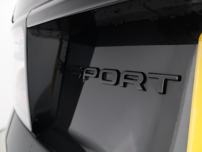 2025 (75) LAND ROVER DISCOVERY SPORT 2.0 D200 Dynamic SE 5dr Auto [5 Seat] 5564448