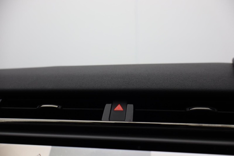 2024 (24) LAND ROVER RANGE ROVER VELAR 2.0 D200 MHEV Dynamic HSE 5dr Auto 4862332