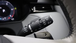 2024 (24) LAND ROVER RANGE ROVER VELAR 2.0 D200 MHEV Dynamic HSE 5dr Auto 4862335