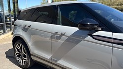 2023 (23) LAND ROVER RANGE ROVER EVOQUE 2.0 D200 R-Dynamic HSE 5dr Auto 5334226