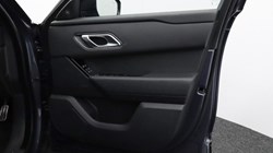 2025 (25) LAND ROVER RANGE ROVER VELAR 2.0 D200 MHEV Dynamic HSE 5dr Auto 4831905