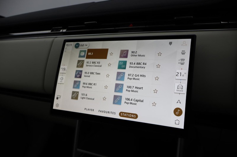 2024 (24) LAND ROVER RANGE ROVER 3.0 D300 SE 4dr Auto 4856080