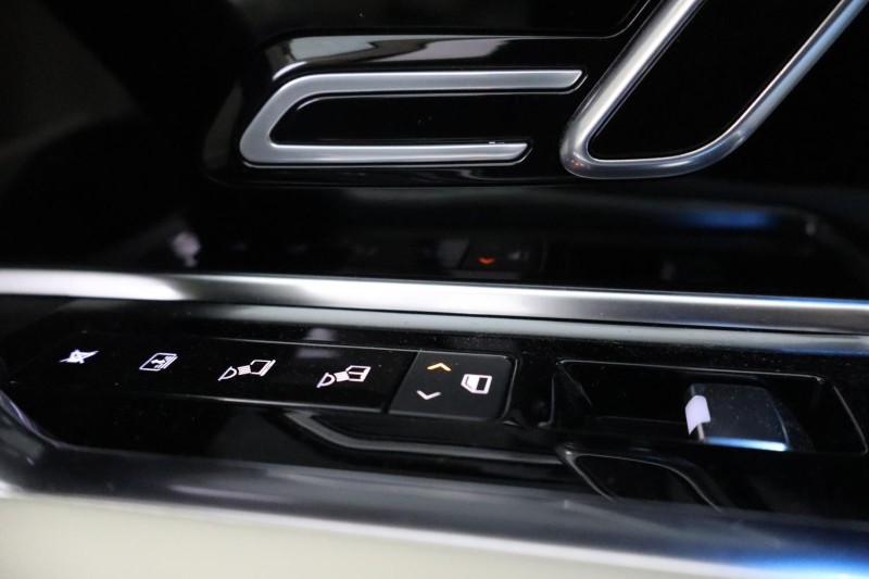 2024 (24) LAND ROVER RANGE ROVER 3.0 D300 SE 4dr Auto 4856108