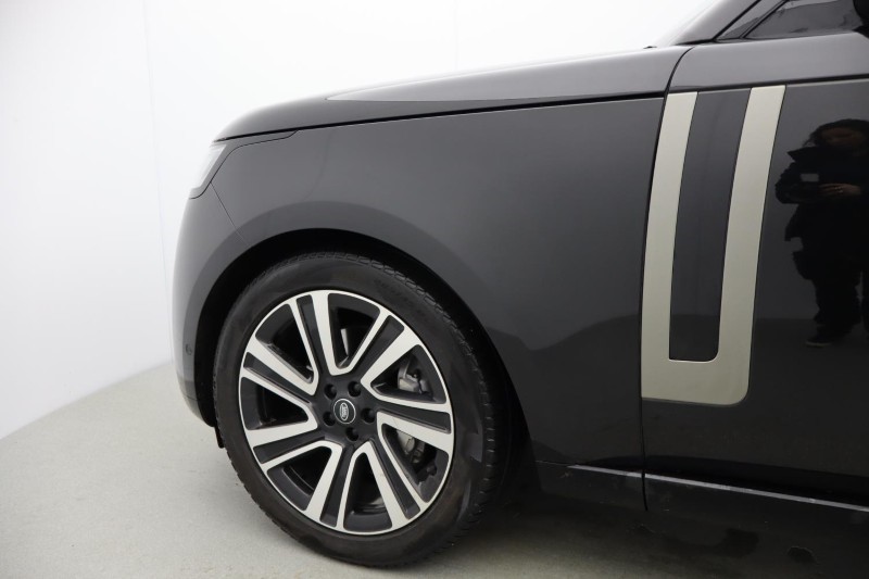 2024 (24) LAND ROVER RANGE ROVER 3.0 D300 SE 4dr Auto 4856044