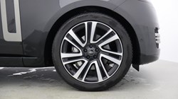 2024 (24) LAND ROVER RANGE ROVER 3.0 D300 SE 4dr Auto 4856024
