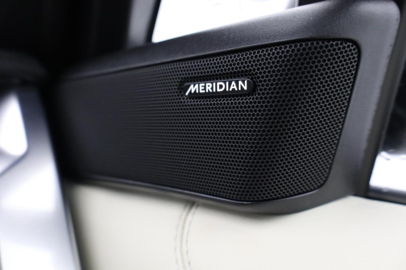 2024 (24) LAND ROVER RANGE ROVER 3.0 D300 SE 4dr Auto 4856105