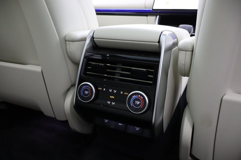 2024 (24) LAND ROVER RANGE ROVER 3.0 D300 SE 4dr Auto 4856106