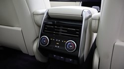 2024 (24) LAND ROVER RANGE ROVER 3.0 D300 SE 4dr Auto 4856106