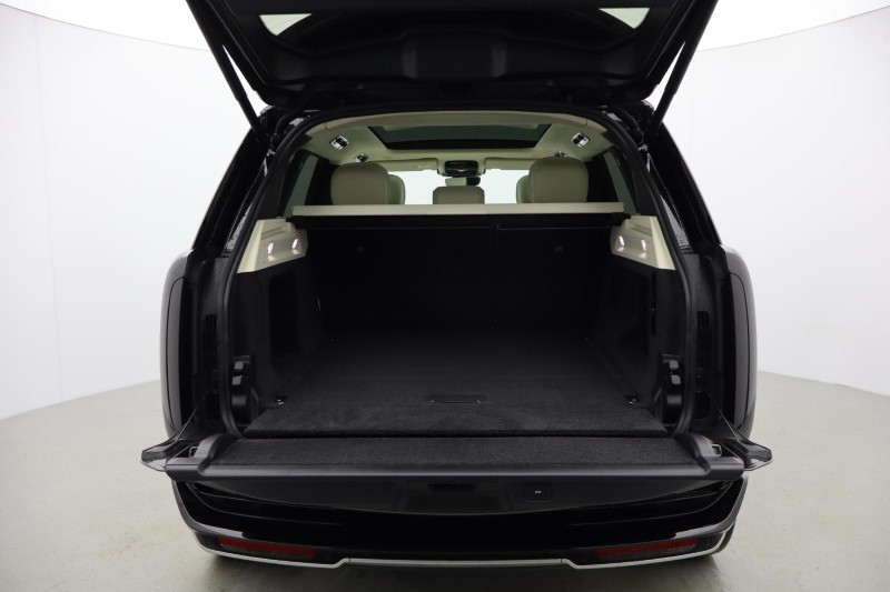 2024 (24) LAND ROVER RANGE ROVER 3.0 D300 SE 4dr Auto 4856053