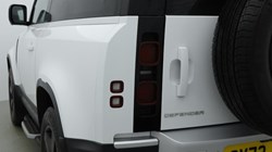 2022 (72) LAND ROVER DEFENDER 3.0 D250 HSE 90 3dr Auto 4891529