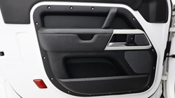 2022 (72) LAND ROVER DEFENDER 3.0 D250 HSE 90 3dr Auto 4891495