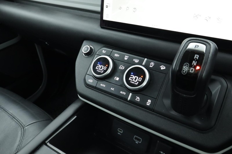 2022 (72) LAND ROVER DEFENDER 3.0 D250 HSE 90 3dr Auto 4891514