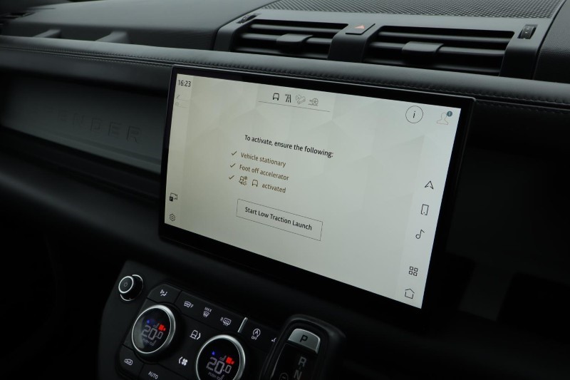 2022 (72) LAND ROVER DEFENDER 3.0 D250 HSE 90 3dr Auto 4891523